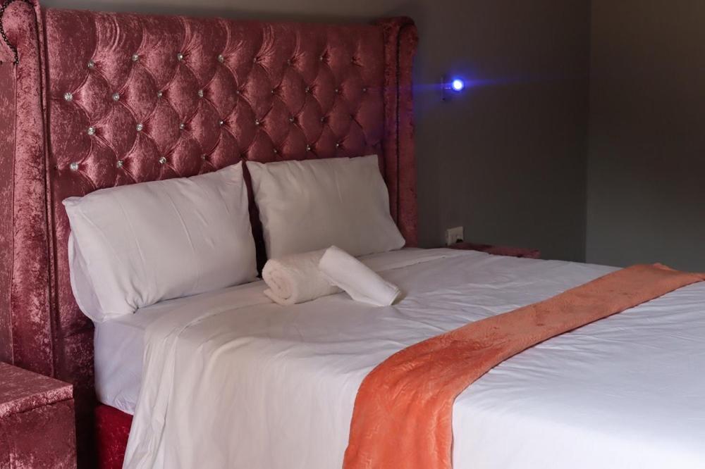 Princess Lodge Rustenburg Eksteriør billede